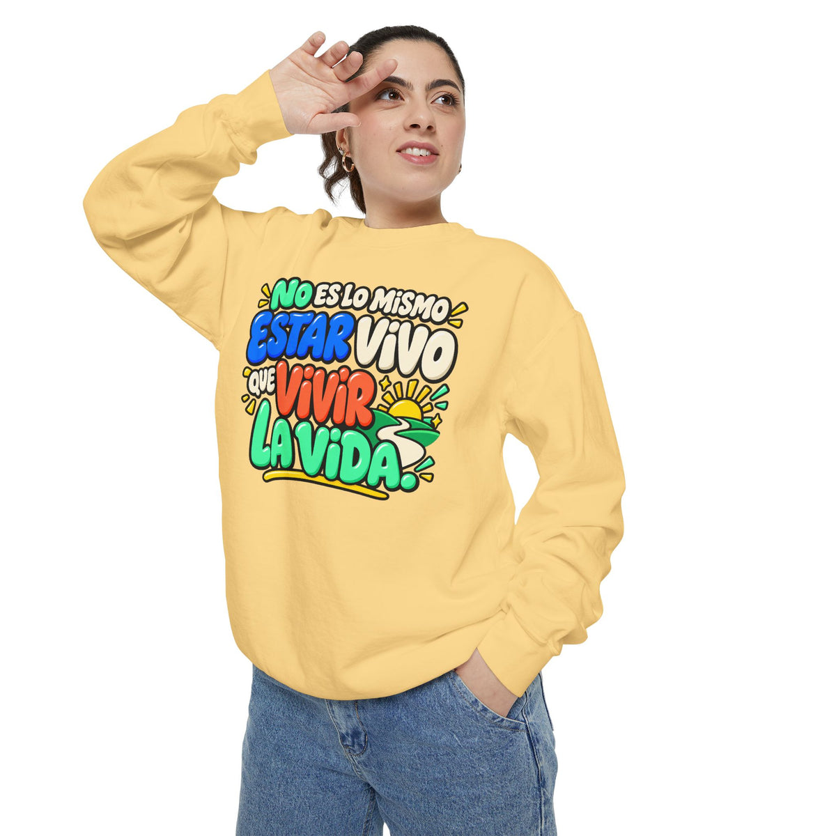 No Es Lo Mismo Estar Vivo Que Vivir la Vida Sweatshirt | Spanish Inspirational Crewneck 🌅✨