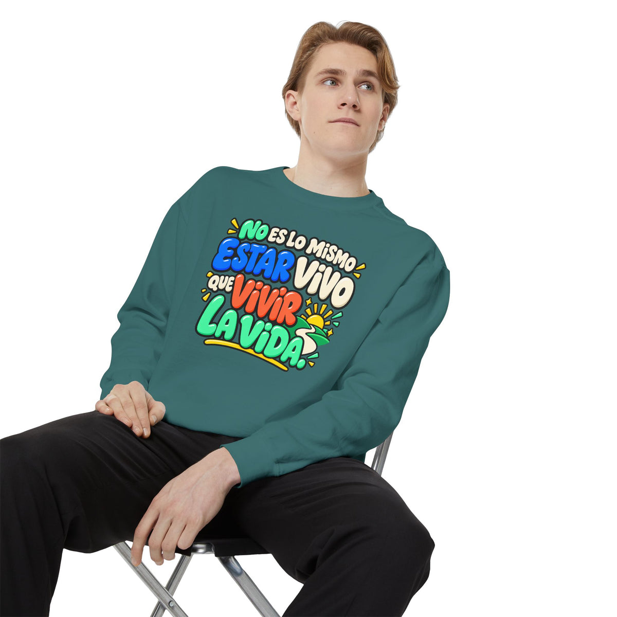 No Es Lo Mismo Estar Vivo Que Vivir la Vida Sweatshirt | Spanish Inspirational Crewneck 🌅✨